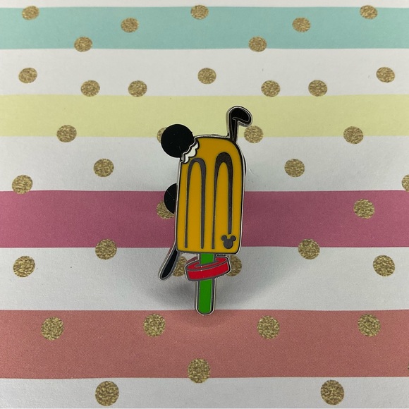 Pluto Popsicle Hidden Mickey Disney Pin - Picture 1 of 2